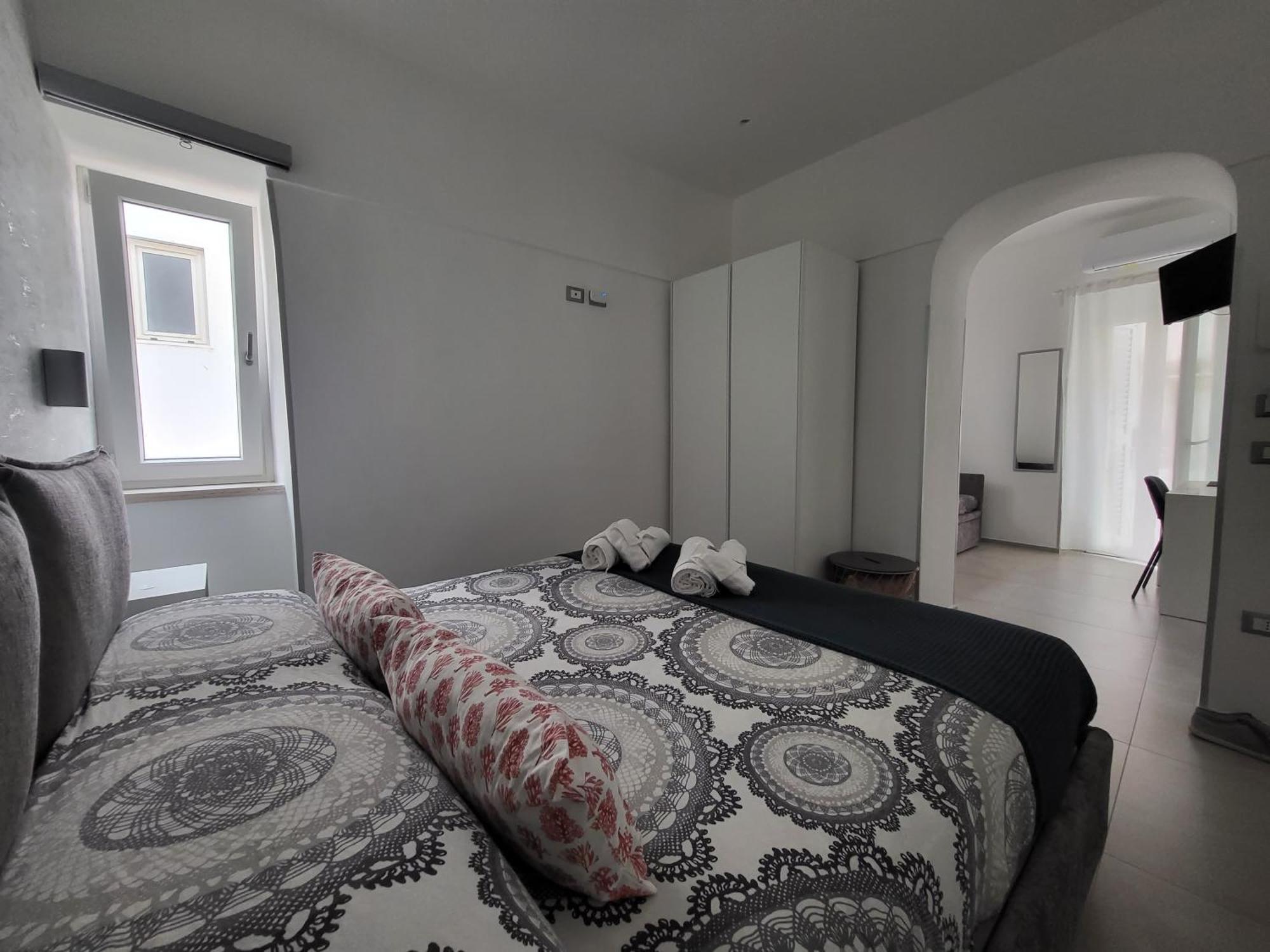 B&B Tra Le Vie Del Borgo Vieste Zimmer foto